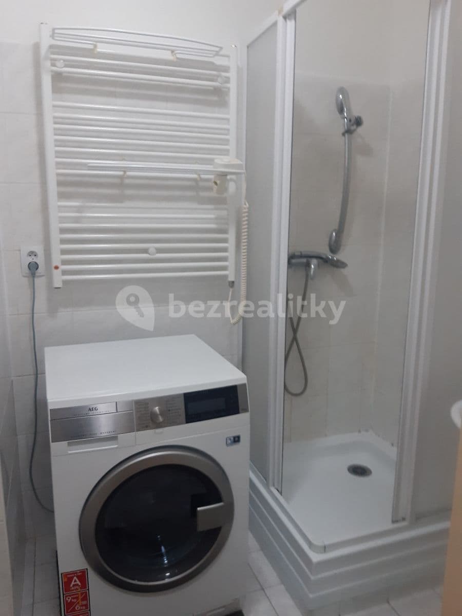 Pronájem bytu 1+kk 26 m², Hnězdenská, Praha, Praha Pronájem bytu 1+kk 26 m², Hnězdenská, Praha, Praha