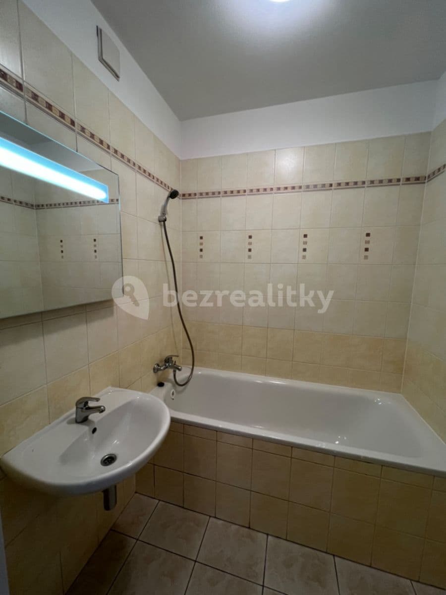 Pronájem bytu 2+kk 50 m², B. Němcové, Hostivice, Středočeský kraj Pronájem bytu 2+kk 50 m², B. Němcové, Hostivice, Středočeský kraj