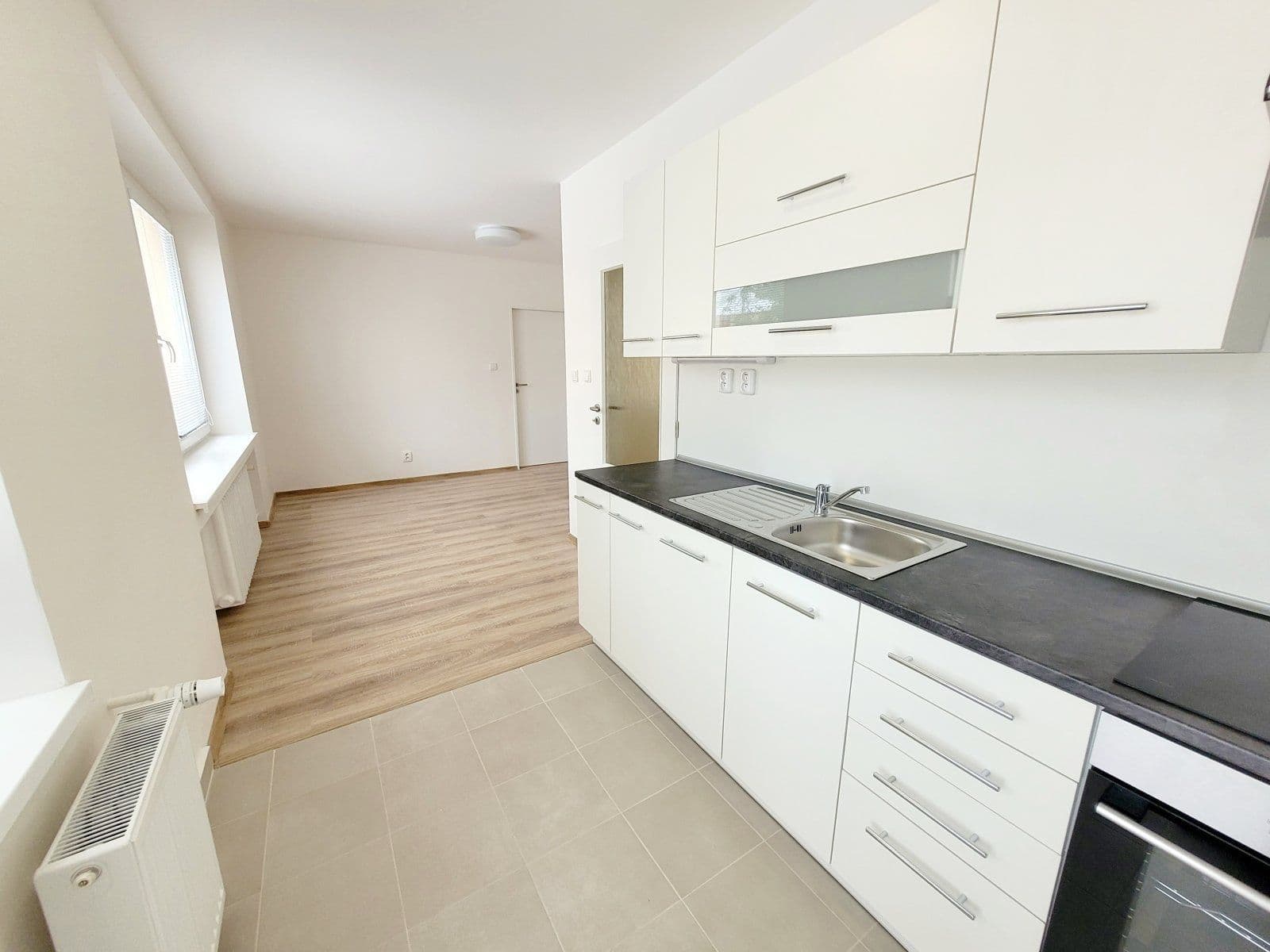 Pronájem bytu 2+kk 38 m², Klimšova, Havířov, Moravskoslezský kraj Pronájem bytu 2+kk 38 m², Klimšova, Havířov, Moravskoslezský kraj