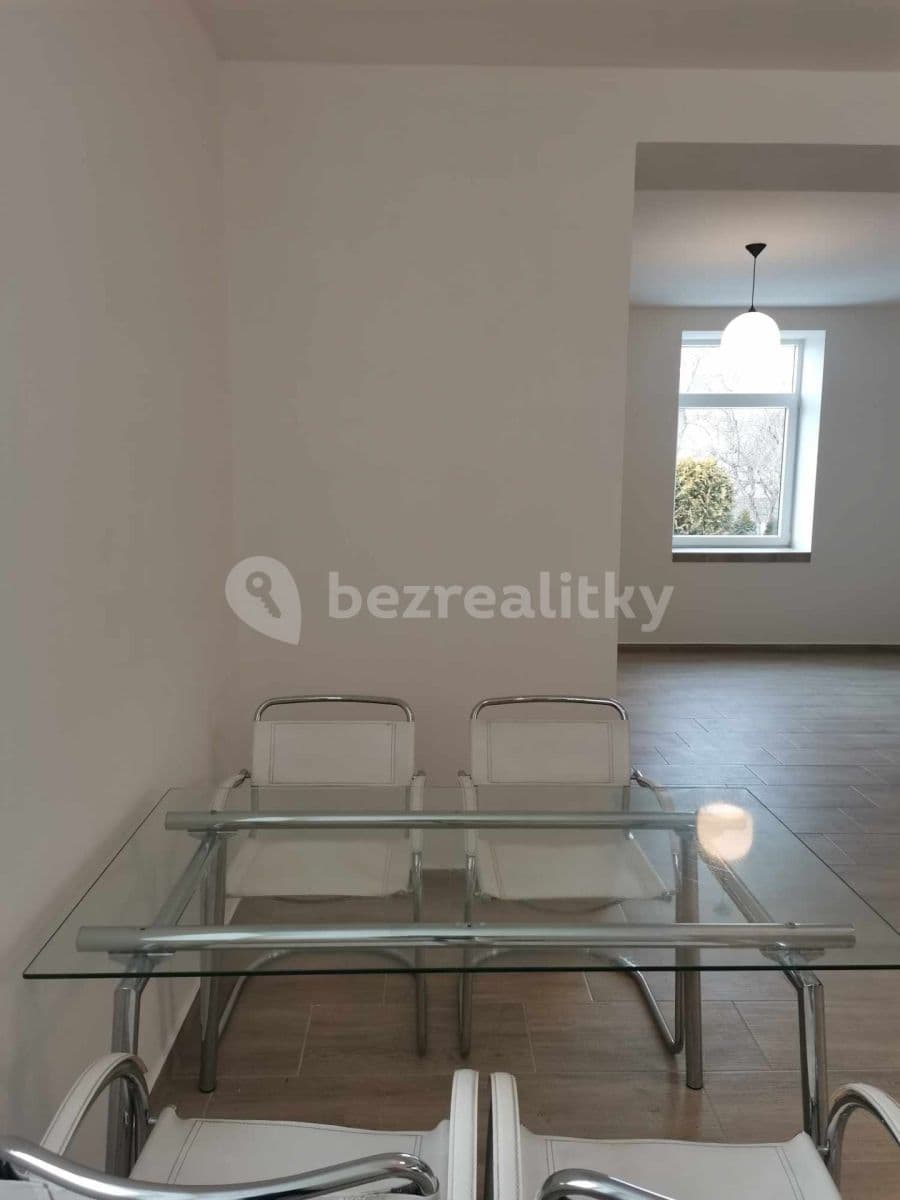 Pronájem bytu 2+kk 55 m², Stolany, Pardubický kraj Pronájem bytu 2+kk 55 m², Stolany, Pardubický kraj