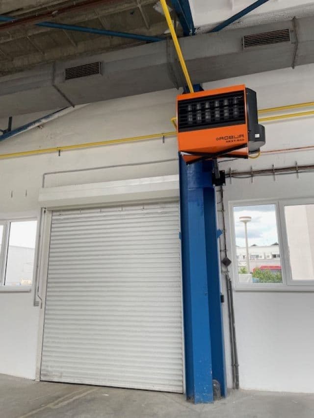 Pronájem nebytového prostoru 384 m², Hlinská, České Budějovice, Jihočeský kraj Pronájem nebytového prostoru 384 m², Hlinská, České Budějovice, Jihočeský kraj