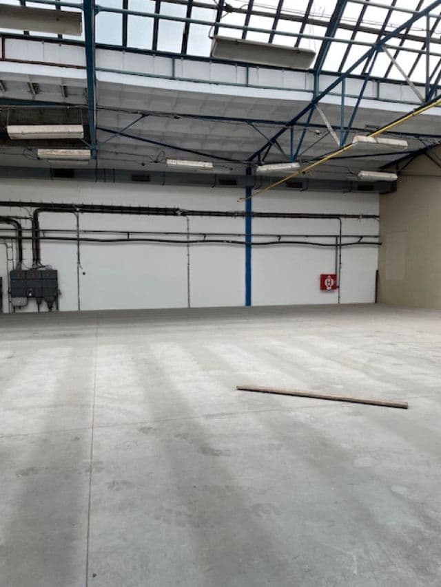 Pronájem nebytového prostoru 384 m², Hlinská, České Budějovice, Jihočeský kraj Pronájem nebytového prostoru 384 m², Hlinská, České Budějovice, Jihočeský kraj