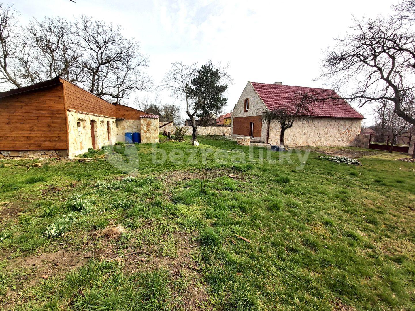 Prodej domu 156 m², pozemek 1.421 m², Bitozeves, Ústecký kraj