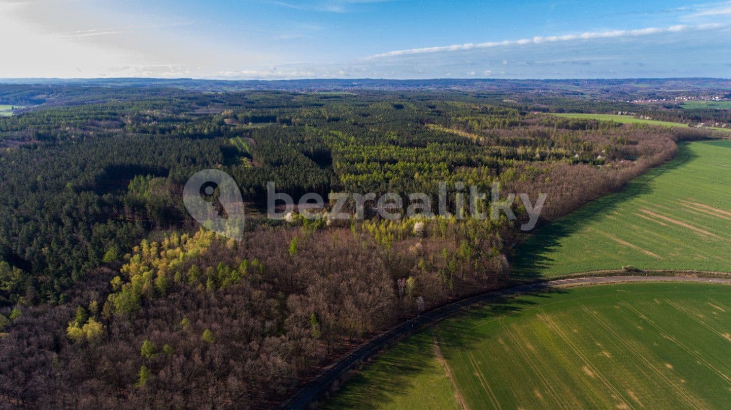 Prodej pozemku 8.067 m², Zaječice, Pardubický kraj
