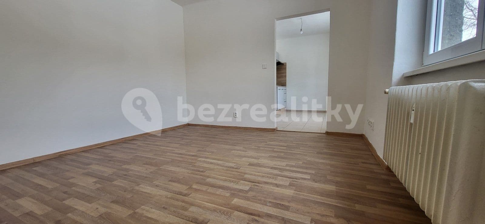 Pronájem bytu 1+kk 30 m², U Topolů, Havířov, Moravskoslezský kraj