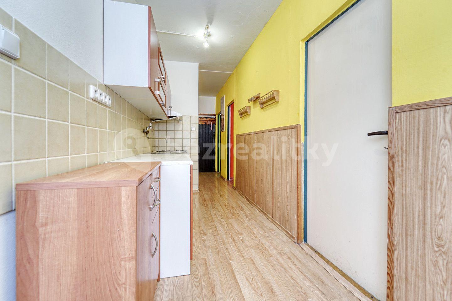 Prodej bytu 2+1 62 m², Stadtrodská, Tachov, Plzeňský kraj