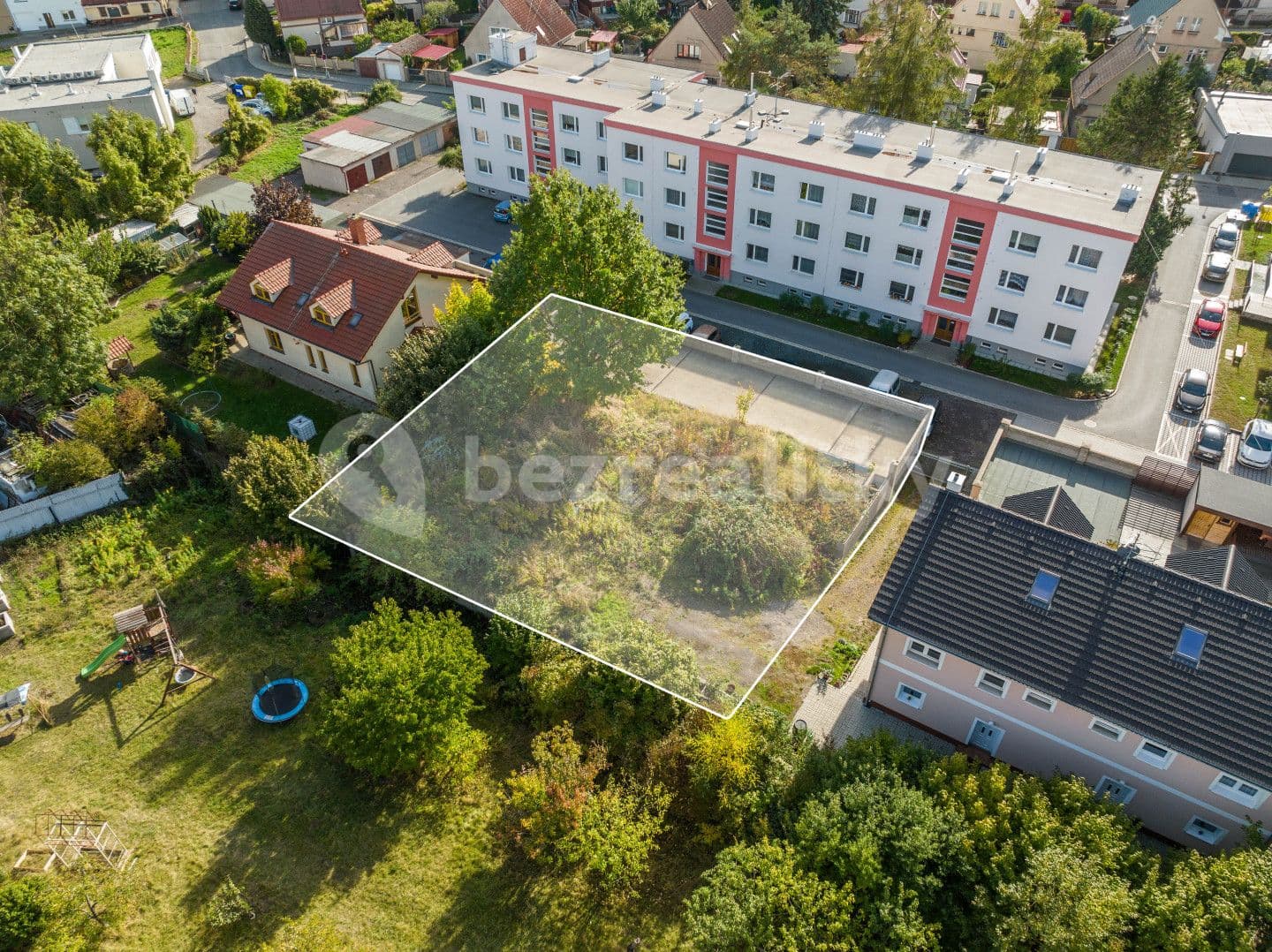 Prodej pozemku 736 m², Čechova, Kladno, Středočeský kraj