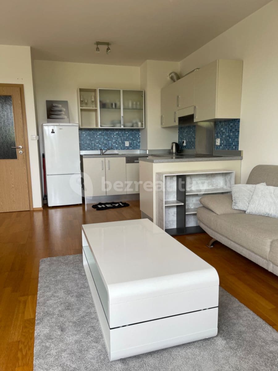 Pronájem bytu 1+kk 47 m², Tupolevova, Praha, Praha Pronájem bytu 1+kk 47 m², Tupolevova, Praha, Praha