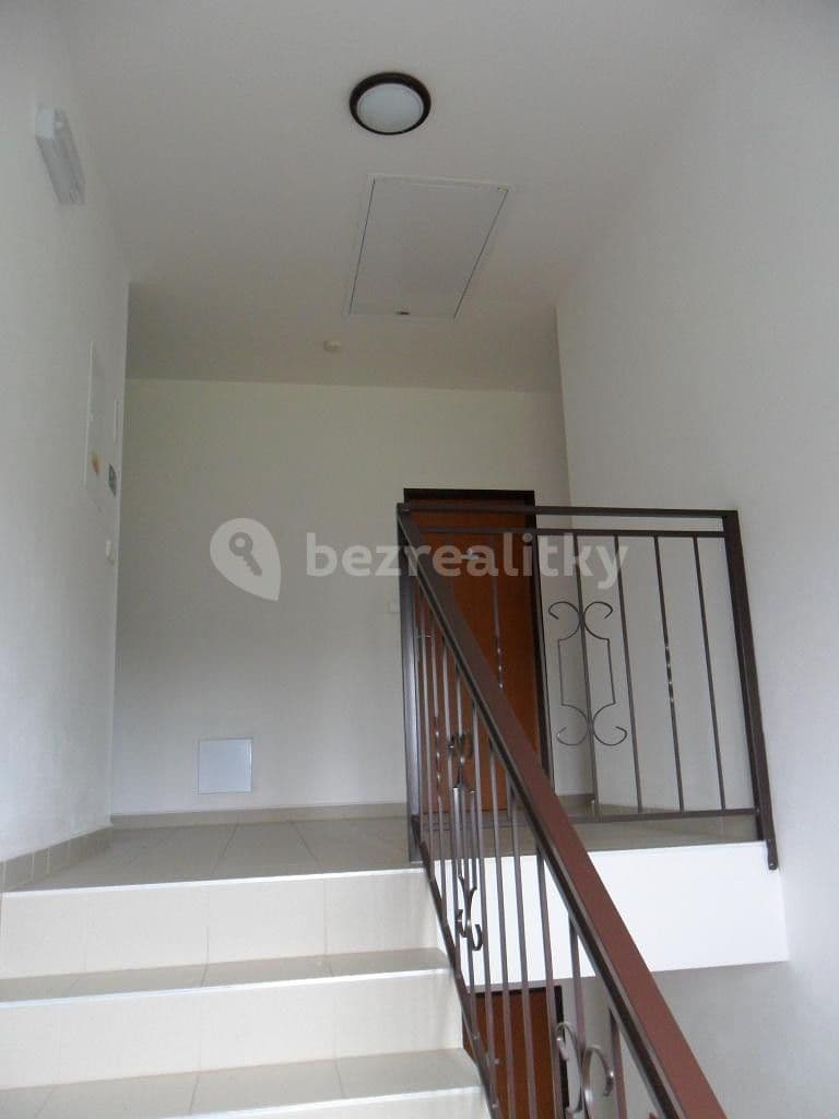 Pronájem bytu 1+kk 25 m², Lipenská, Olomouc, Olomoucký kraj Pronájem bytu 1+kk 25 m², Lipenská, Olomouc, Olomoucký kraj