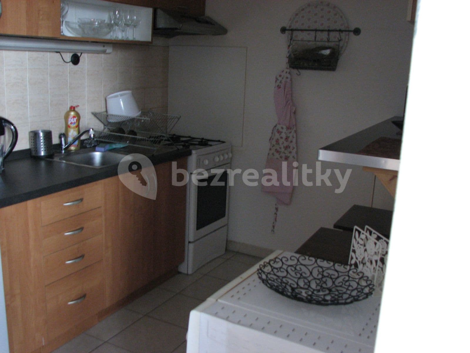 Pronájem bytu 2+1 40 m², Píniová, Vrakuňa, Bratislavský kraj Pronájem bytu 2+1 40 m², Píniová, Vrakuňa, Bratislavský kraj