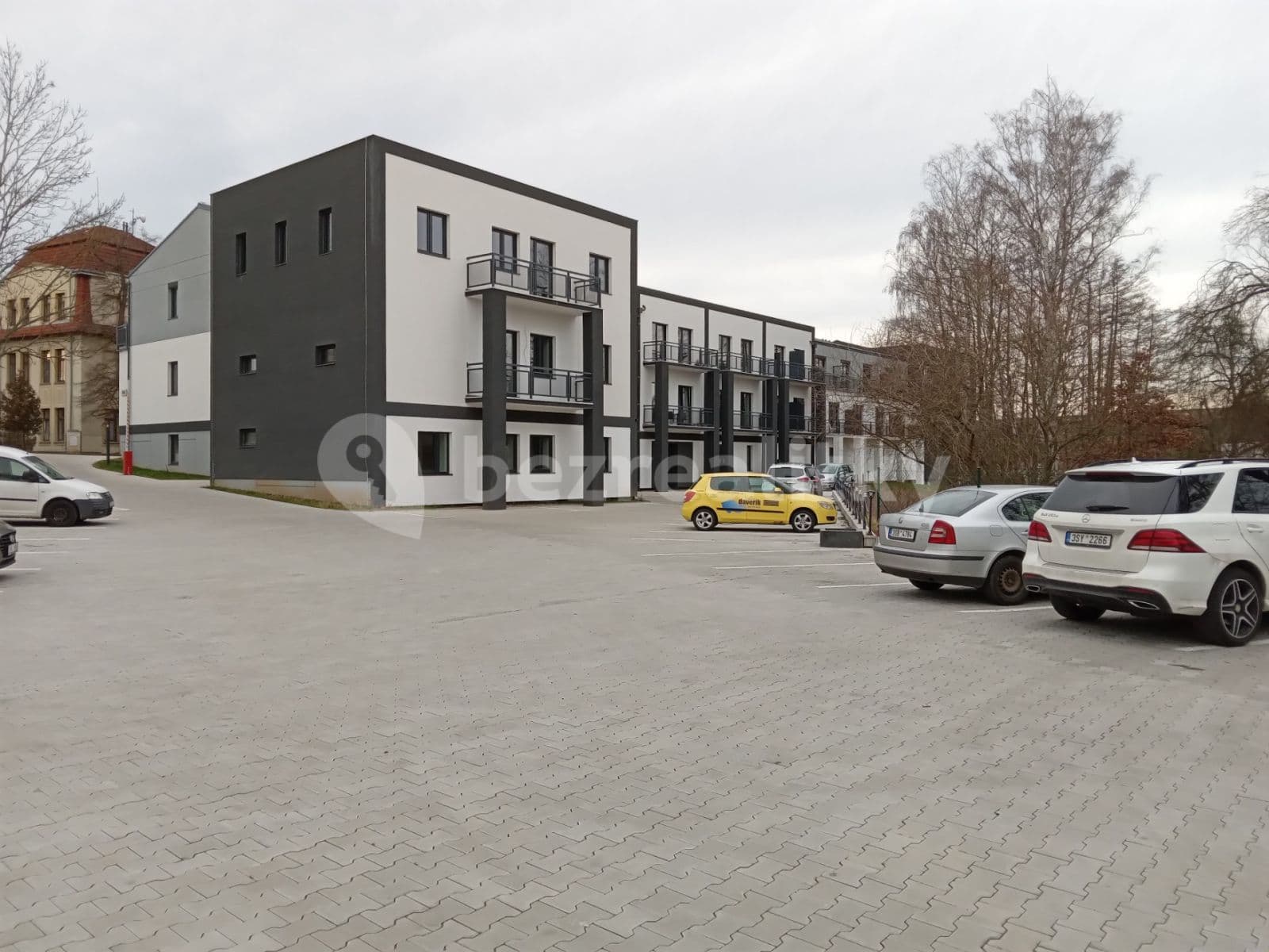 Pronájem bytu 1+kk 38 m², V Pitkovičkách, Praha, Praha Pronájem bytu 1+kk 38 m², V Pitkovičkách, Praha, Praha