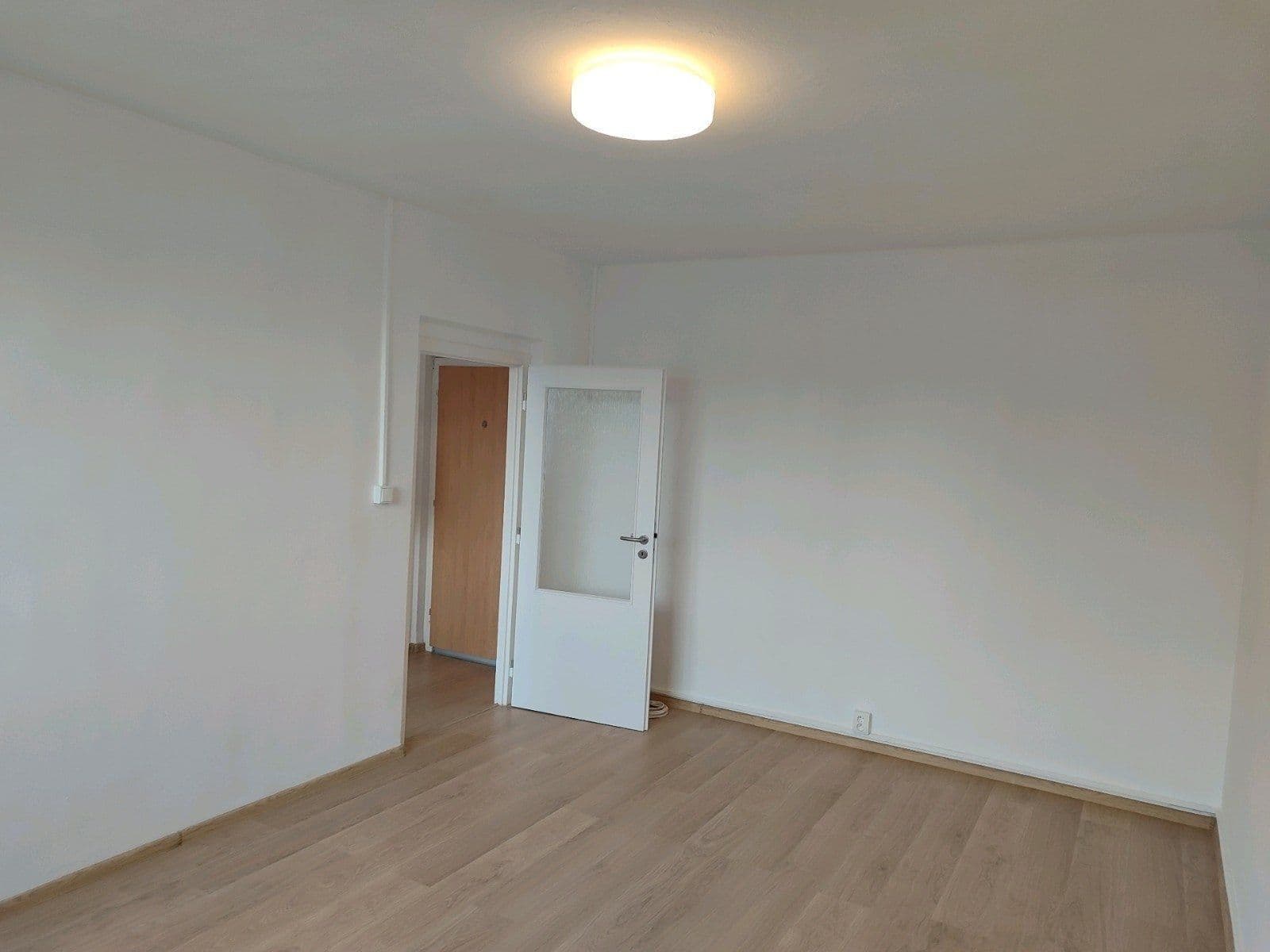 Pronájem bytu 1+1 35 m², Bruzovská, Frýdek-Místek, Moravskoslezský kraj Pronájem bytu 1+1 35 m², Bruzovská, Frýdek-Místek, Moravskoslezský kraj