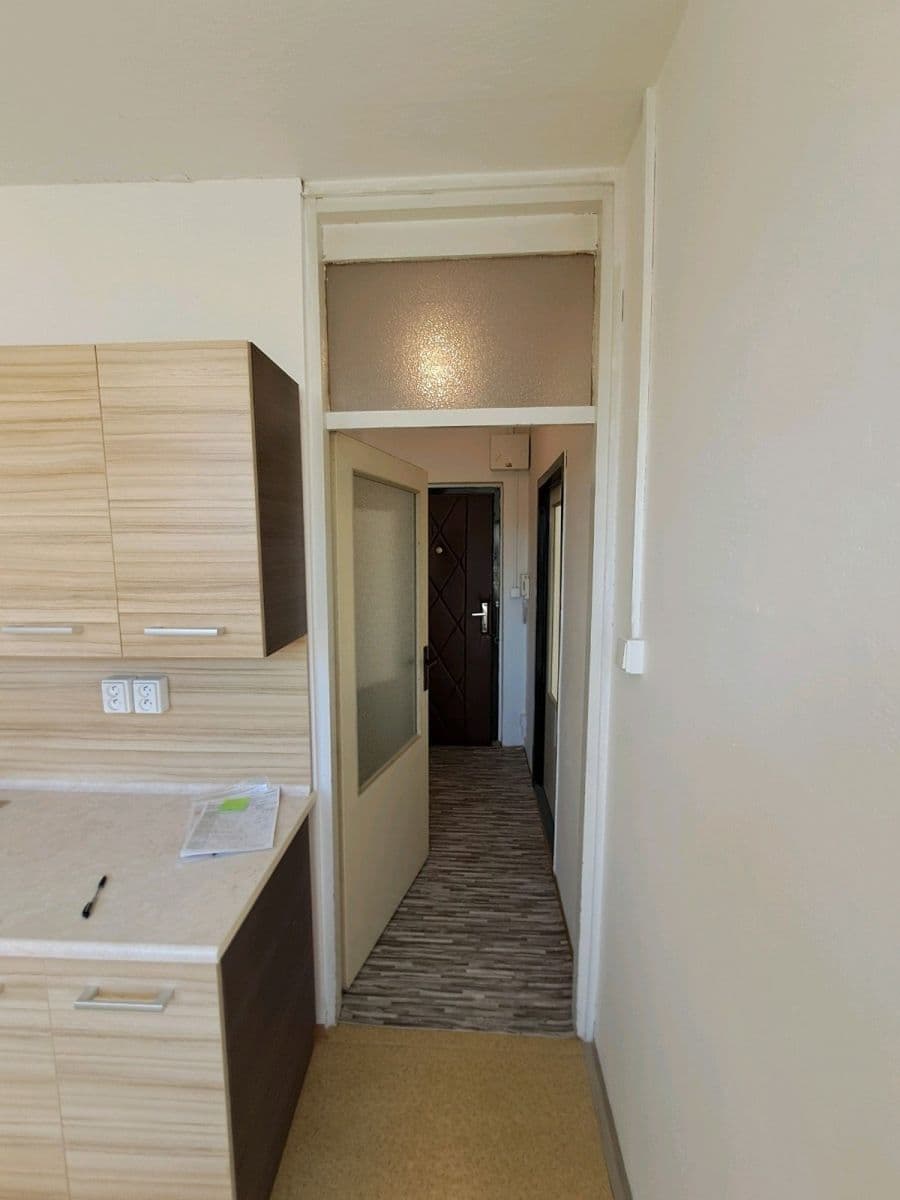 Pronájem bytu 1+1 35 m², Bruzovská, Frýdek-Místek, Moravskoslezský kraj Pronájem bytu 1+1 35 m², Bruzovská, Frýdek-Místek, Moravskoslezský kraj