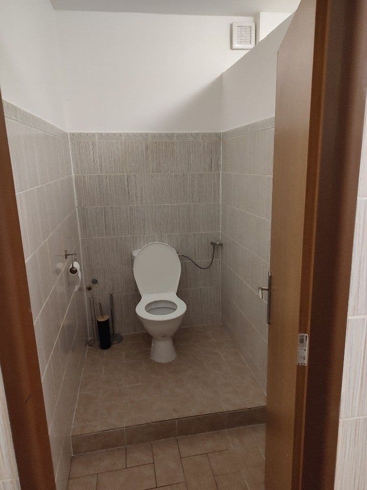 Pronájem bytu 2+kk 120 m², Chotilsko, Středočeský kraj Pronájem bytu 2+kk 120 m², Chotilsko, Středočeský kraj