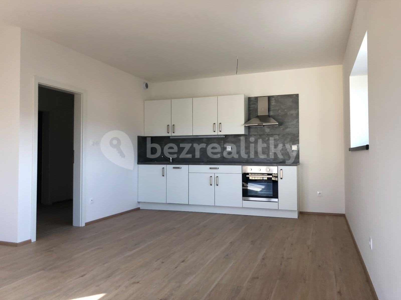 Pronájem bytu 2+kk 60 m², Čechova, Kladno, Středočeský kraj Pronájem bytu 2+kk 60 m², Čechova, Kladno, Středočeský kraj
