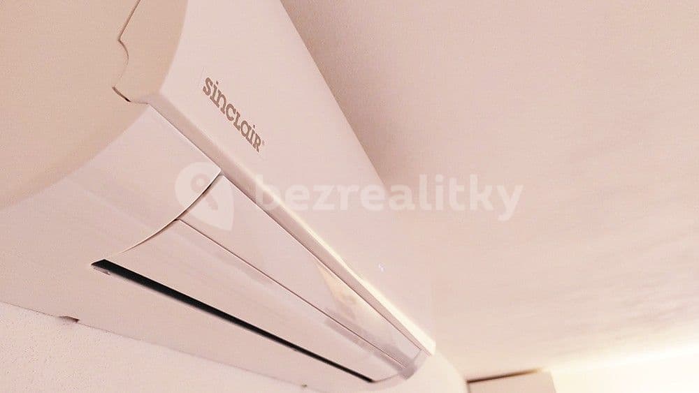 Pronájem bytu 1+kk 30 m², Bratislavská, Brno, Jihomoravský kraj Pronájem bytu 1+kk 30 m², Bratislavská, Brno, Jihomoravský kraj