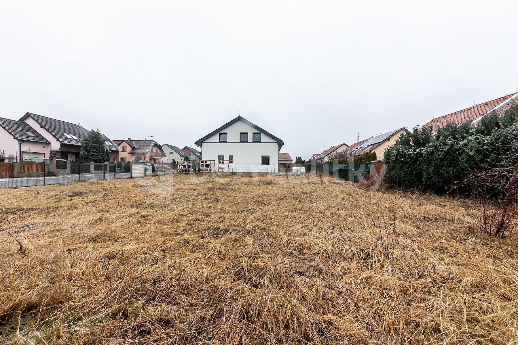 Prodej pozemku 320 m², Zeleneč, Středočeský kraj