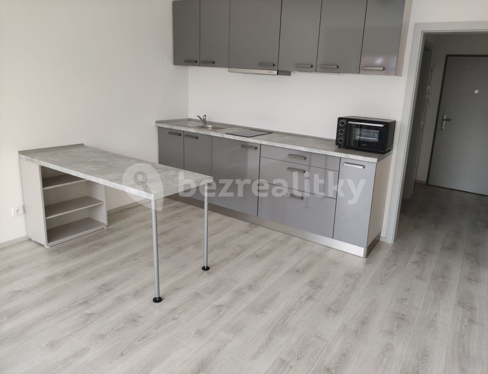 Pronájem bytu 1+kk 30 m², Edmunda Husserla, Olomouc, Olomoucký kraj Pronájem bytu 1+kk 30 m², Edmunda Husserla, Olomouc, Olomoucký kraj