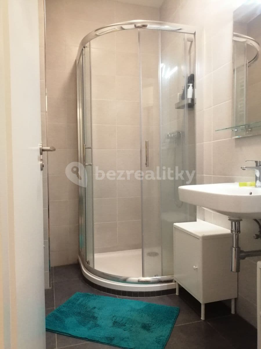 Pronájem bytu 1+kk 32 m², Lipanská, Říčany, Středočeský kraj Pronájem bytu 1+kk 32 m², Lipanská, Říčany, Středočeský kraj