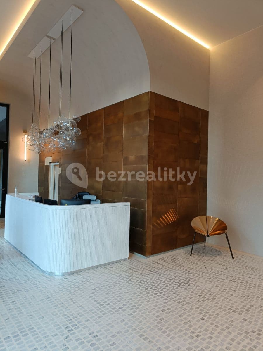 Pronájem bytu 1+kk 42 m², Jankovcova, Praha, Praha Pronájem bytu 1+kk 42 m², Jankovcova, Praha, Praha