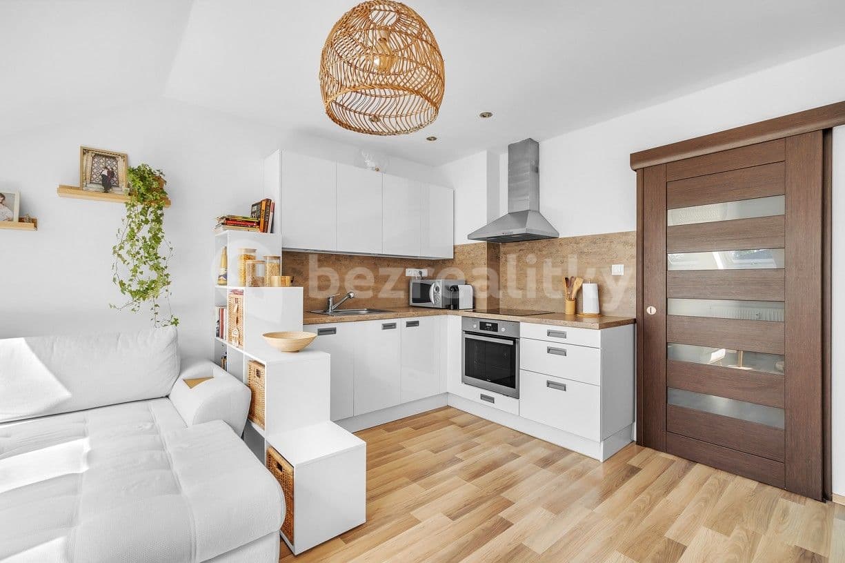 Pronájem bytu 2+kk 36 m², Pod Labuťkou, Praha, Praha Pronájem bytu 2+kk 36 m², Pod Labuťkou, Praha, Praha