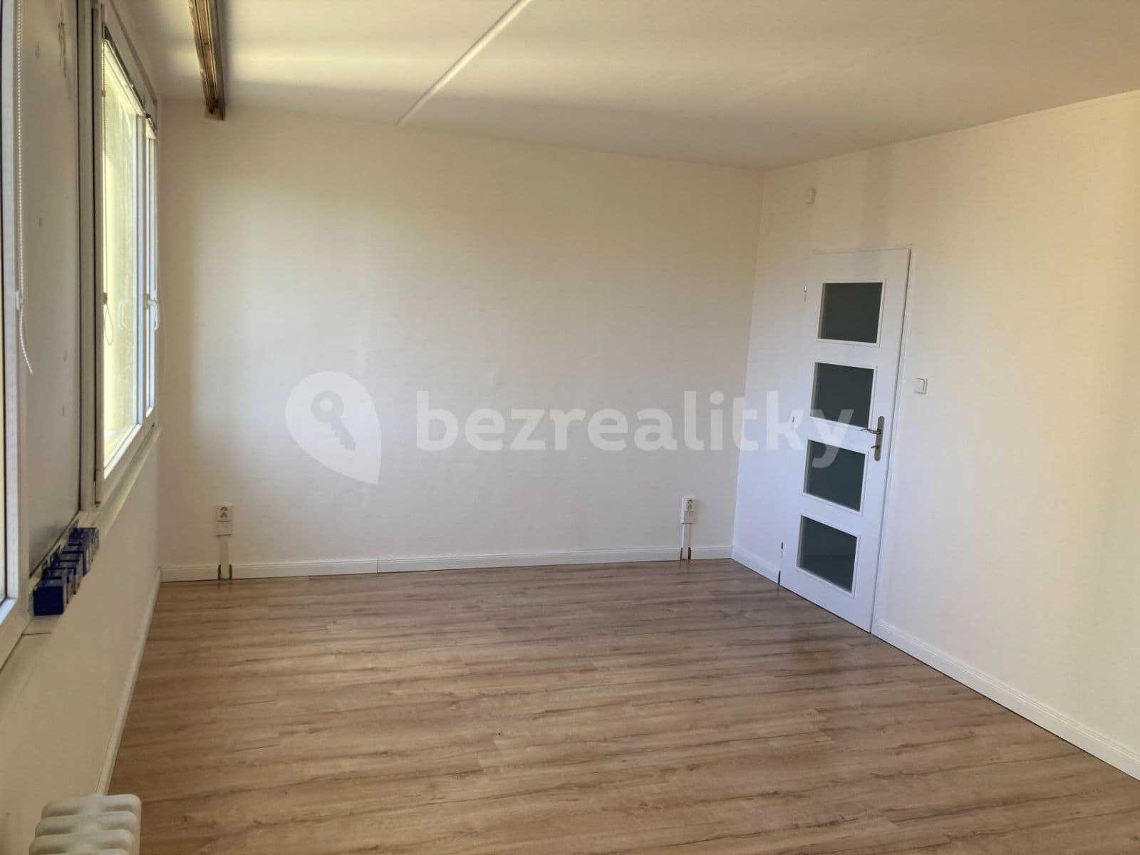 Pronájem bytu 1+kk 36 m², Ouholická, Praha, Praha Pronájem bytu 1+kk 36 m², Ouholická, Praha, Praha