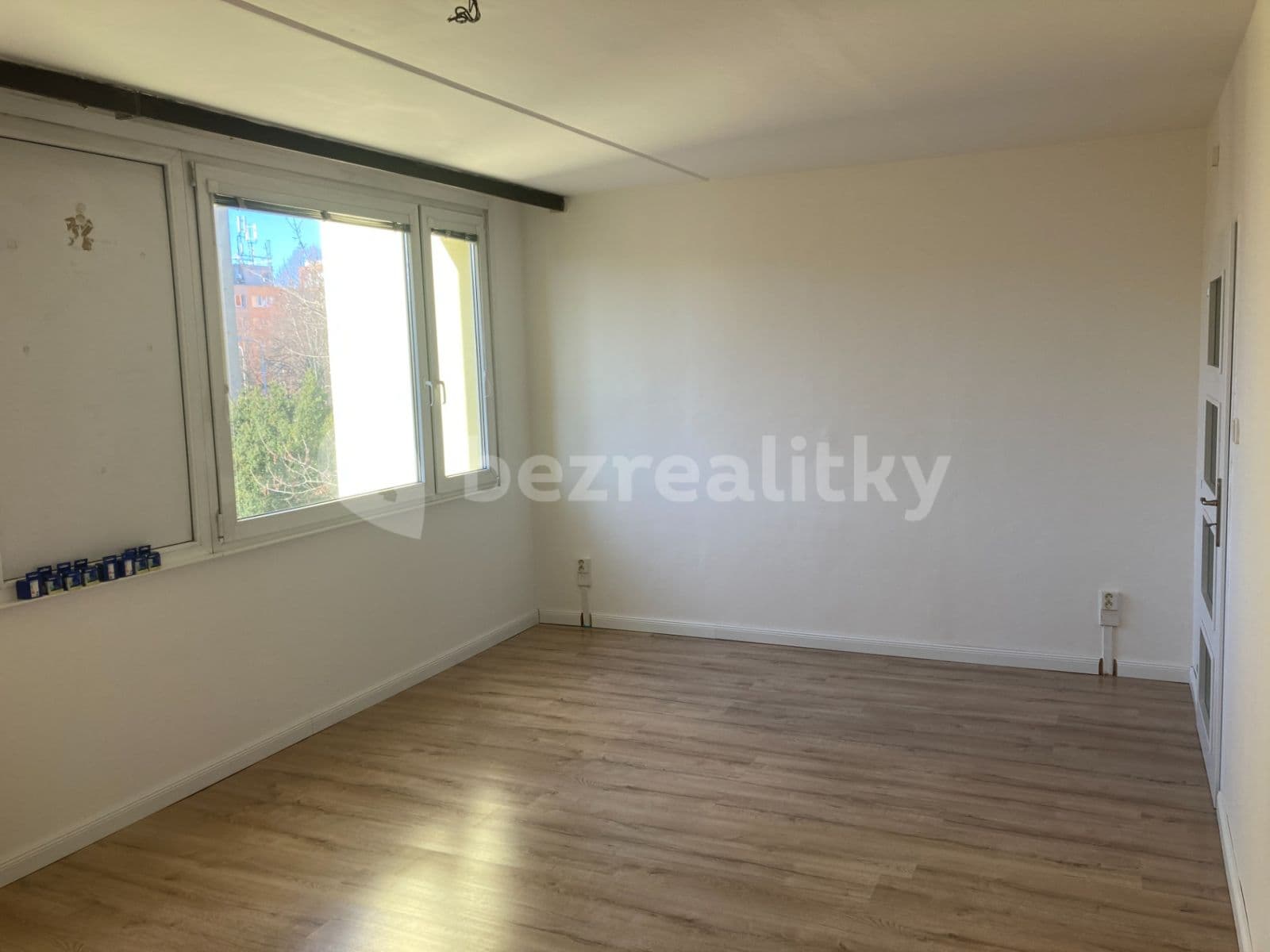 Pronájem bytu 1+kk 36 m², Ouholická, Praha, Praha Pronájem bytu 1+kk 36 m², Ouholická, Praha, Praha