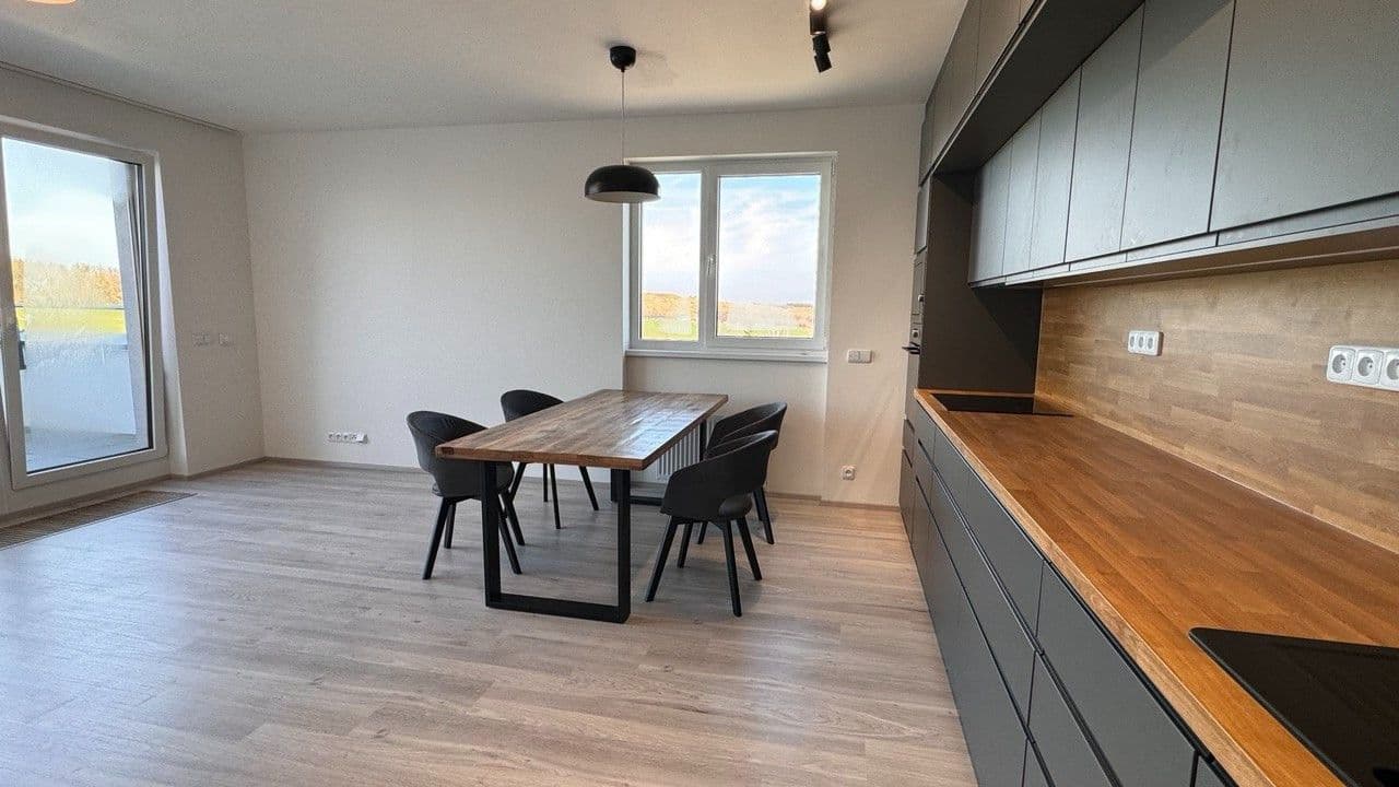 Pronájem bytu 3+kk 90 m², Oldřichovská, Praha, Praha Pronájem bytu 3+kk 90 m², Oldřichovská, Praha, Praha