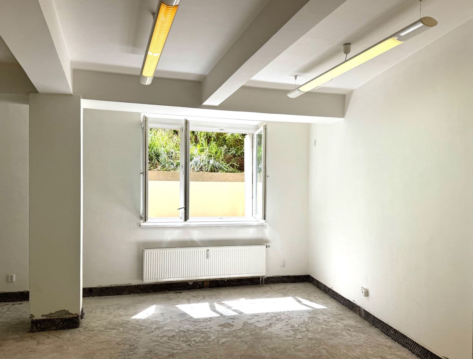 Pronájem kanceláře 64 m², Vlašská, Praha, Praha Pronájem kanceláře 64 m², Vlašská, Praha, Praha