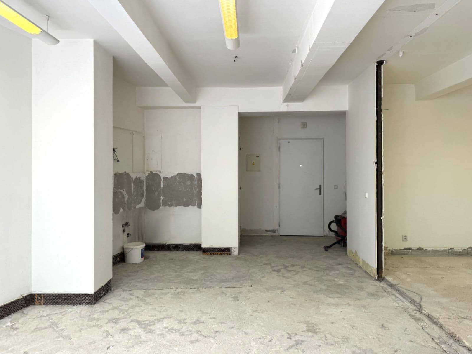 Pronájem kanceláře 64 m², Vlašská, Praha, Praha Pronájem kanceláře 64 m², Vlašská, Praha, Praha