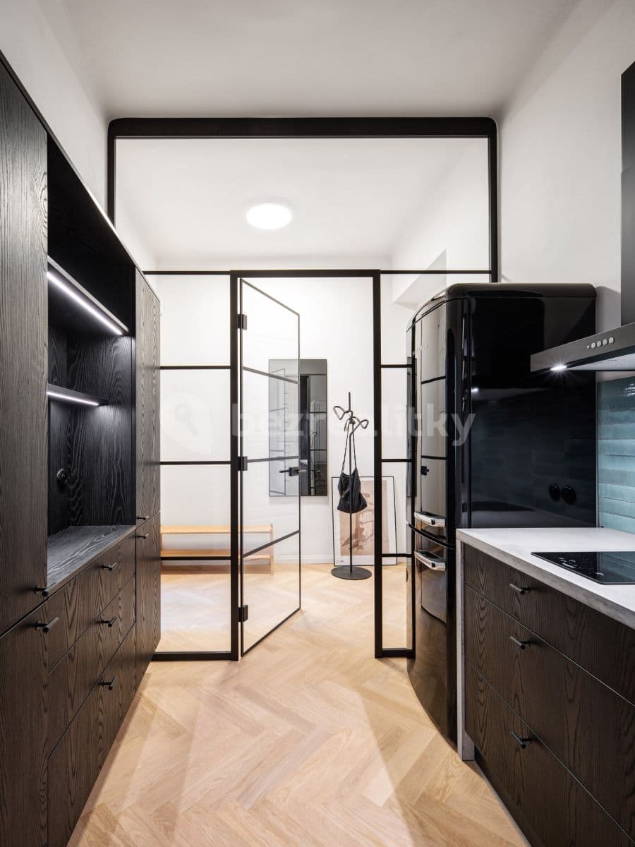 Pronájem bytu 2+1 66 m², Mařákova, Praha, Praha Pronájem bytu 2+1 66 m², Mařákova, Praha, Praha