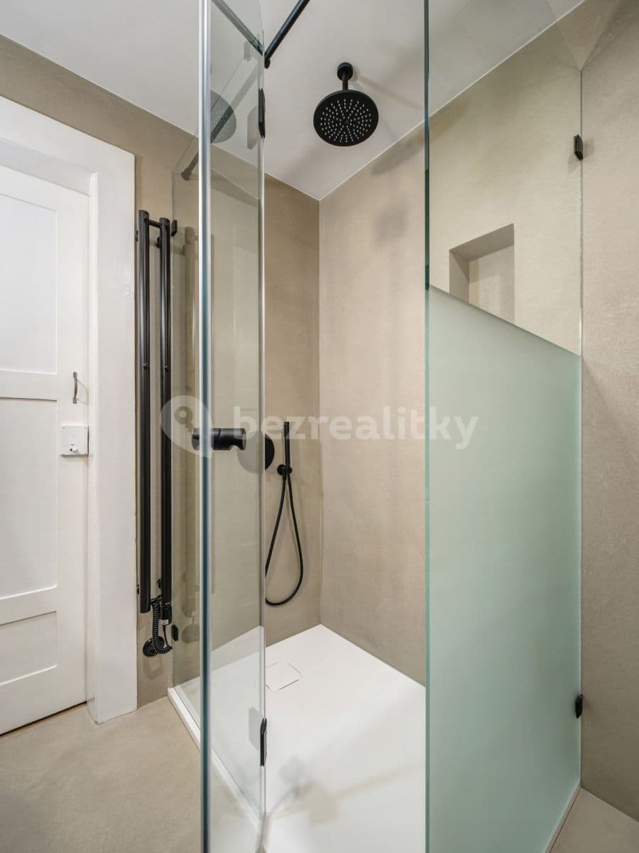 Pronájem bytu 2+1 66 m², Mařákova, Praha, Praha Pronájem bytu 2+1 66 m², Mařákova, Praha, Praha