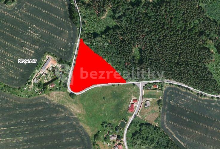 Prodej pozemku 9.402 m², Slavošov, Středočeský kraj