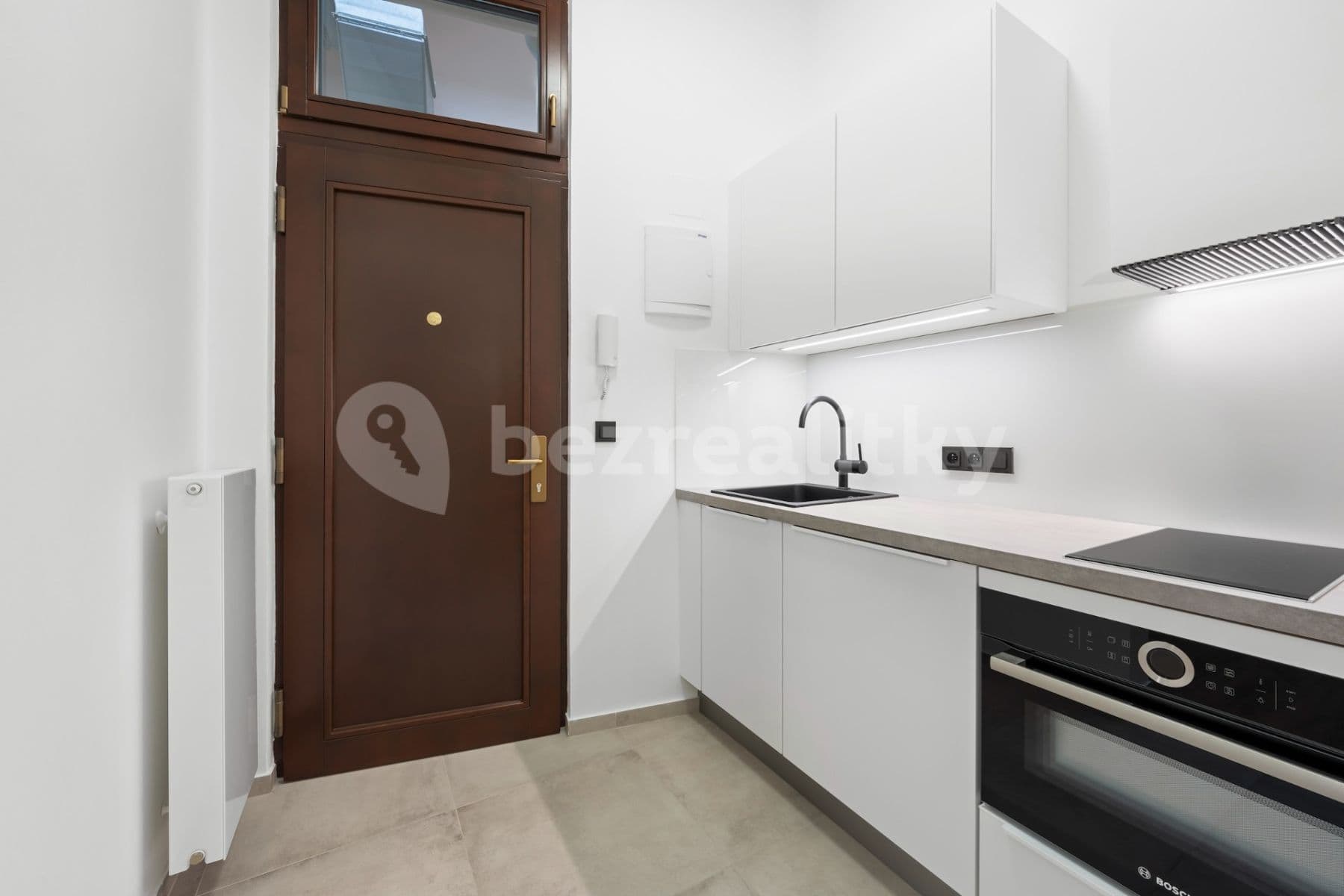 Pronájem bytu 1+kk 26 m², Ostrovní, Praha, Praha Pronájem bytu 1+kk 26 m², Ostrovní, Praha, Praha