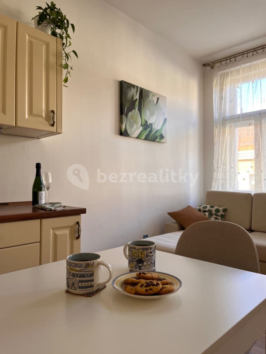 Pronájem bytu 2+kk 40 m², Bořivojova, Praha, Praha Pronájem bytu 2+kk 40 m², Bořivojova, Praha, Praha