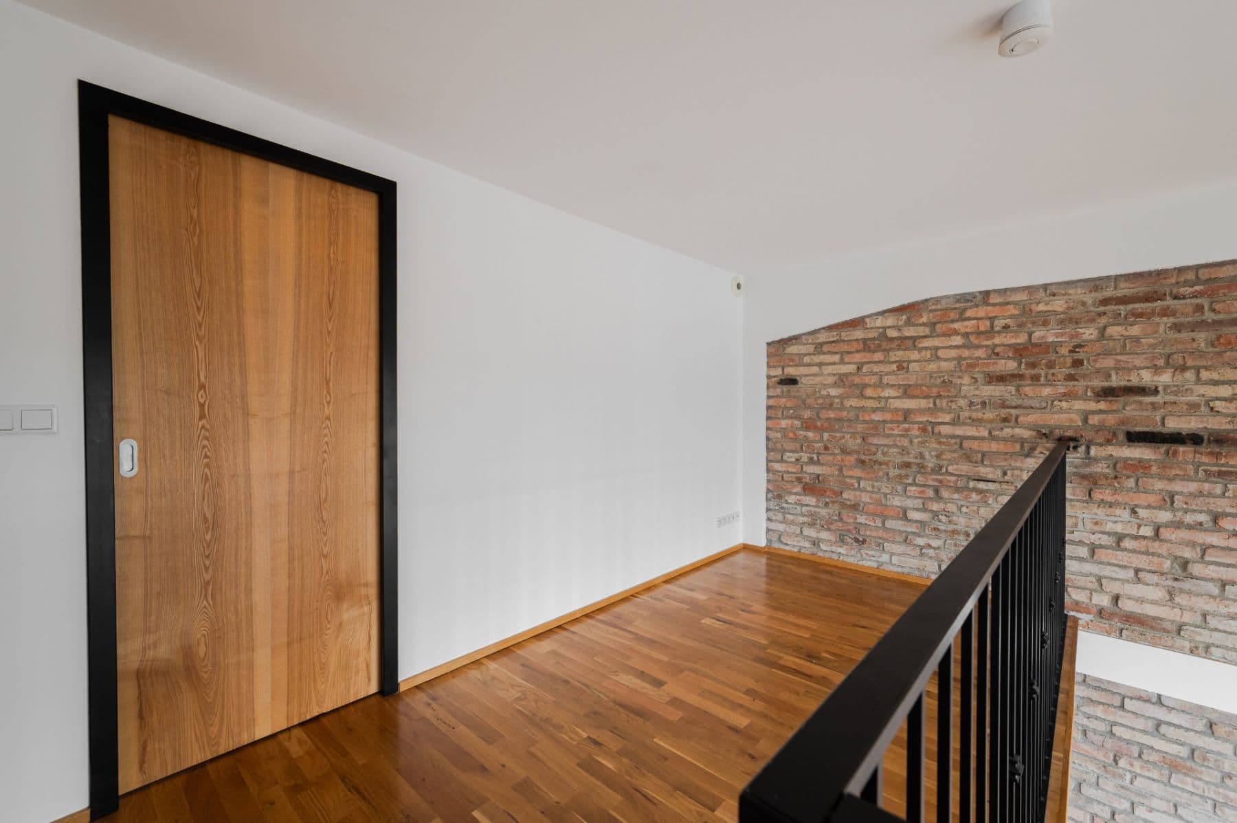 Pronájem bytu 3+kk 94 m², Ambrožova, Praha, Praha Pronájem bytu 3+kk 94 m², Ambrožova, Praha, Praha