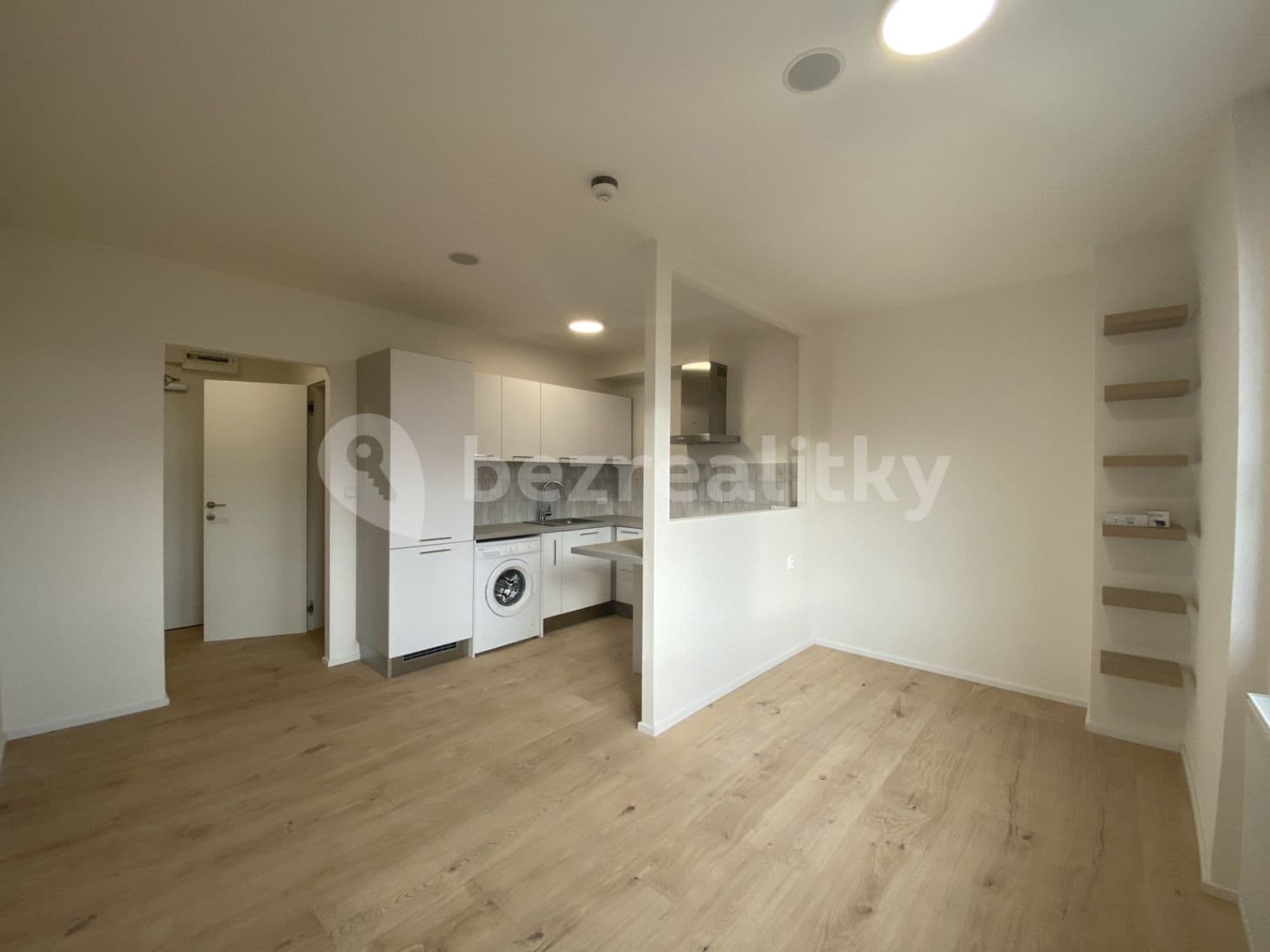 Pronájem bytu 1+kk 27 m², Perucká, Praha, Praha Pronájem bytu 1+kk 27 m², Perucká, Praha, Praha