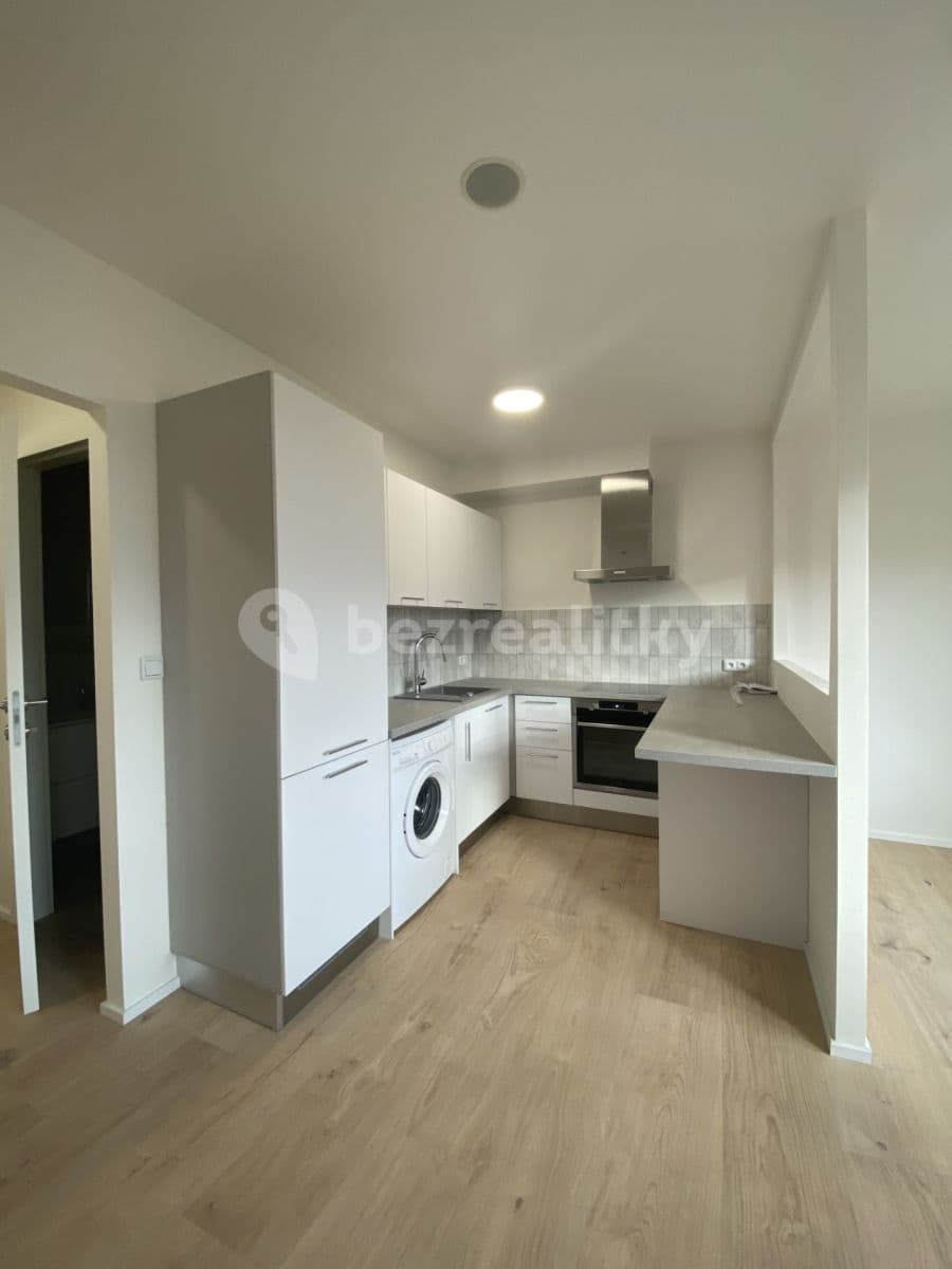 Pronájem bytu 1+kk 27 m², Perucká, Praha, Praha Pronájem bytu 1+kk 27 m², Perucká, Praha, Praha
