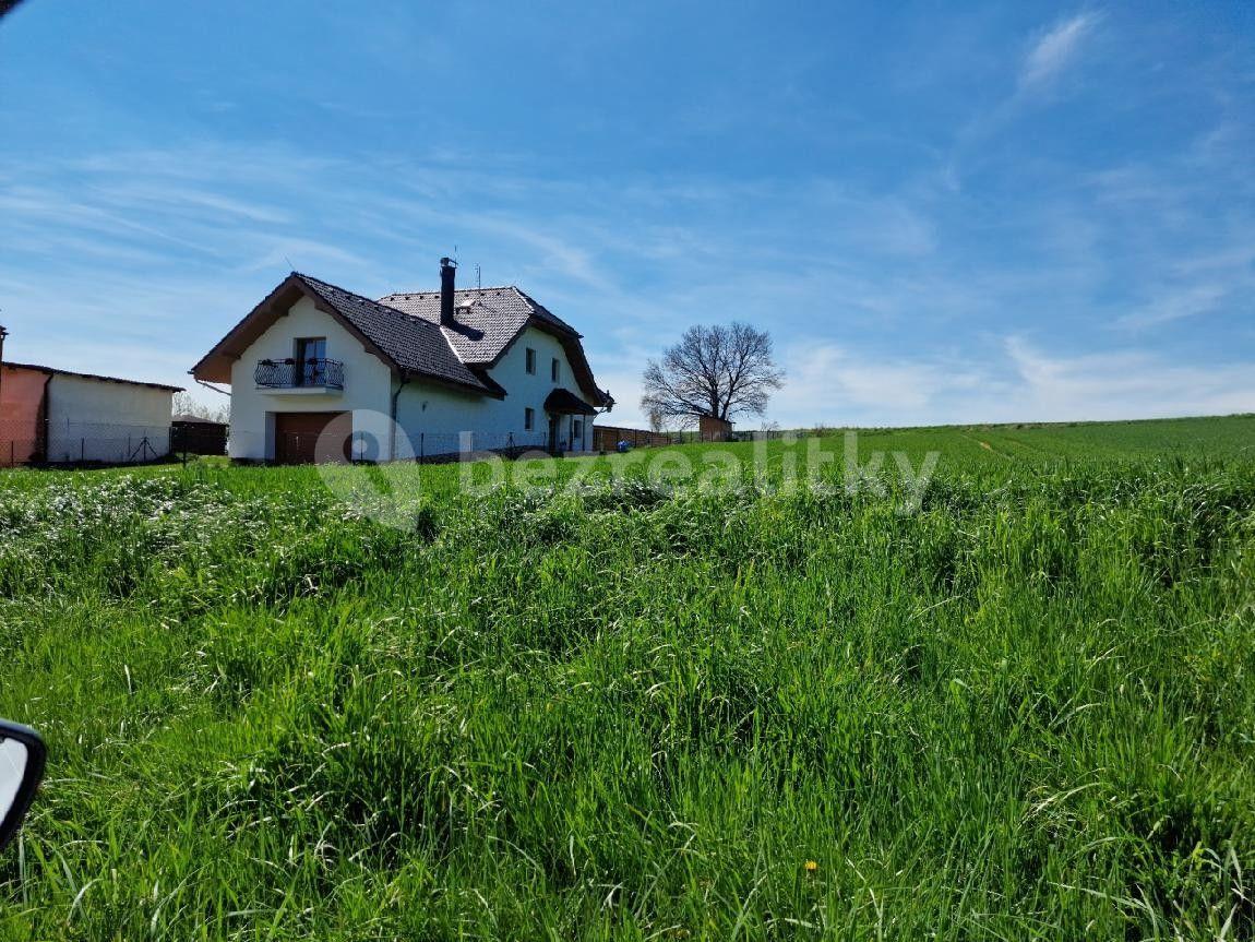 Prodej pozemku 2.423 m², Bělá, Moravskoslezský kraj