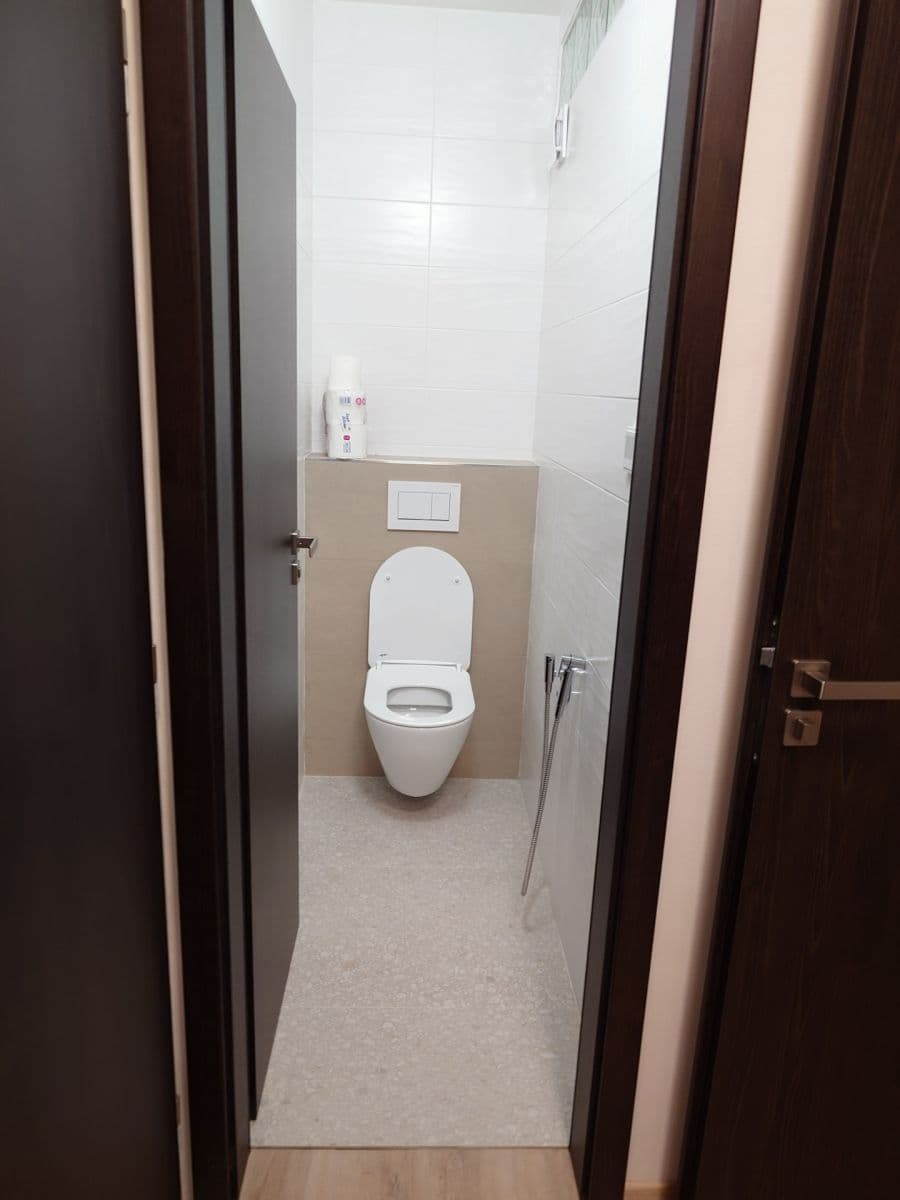 Pronájem bytu 2+kk 48 m², Jordana Jovkova, Praha, Praha Pronájem bytu 2+kk 48 m², Jordana Jovkova, Praha, Praha