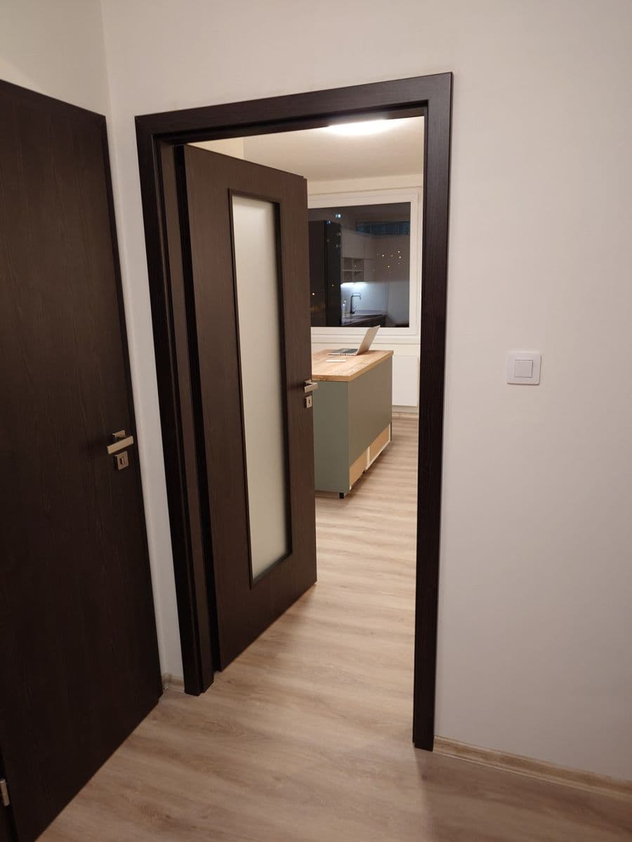 Pronájem bytu 2+kk 48 m², Jordana Jovkova, Praha, Praha Pronájem bytu 2+kk 48 m², Jordana Jovkova, Praha, Praha