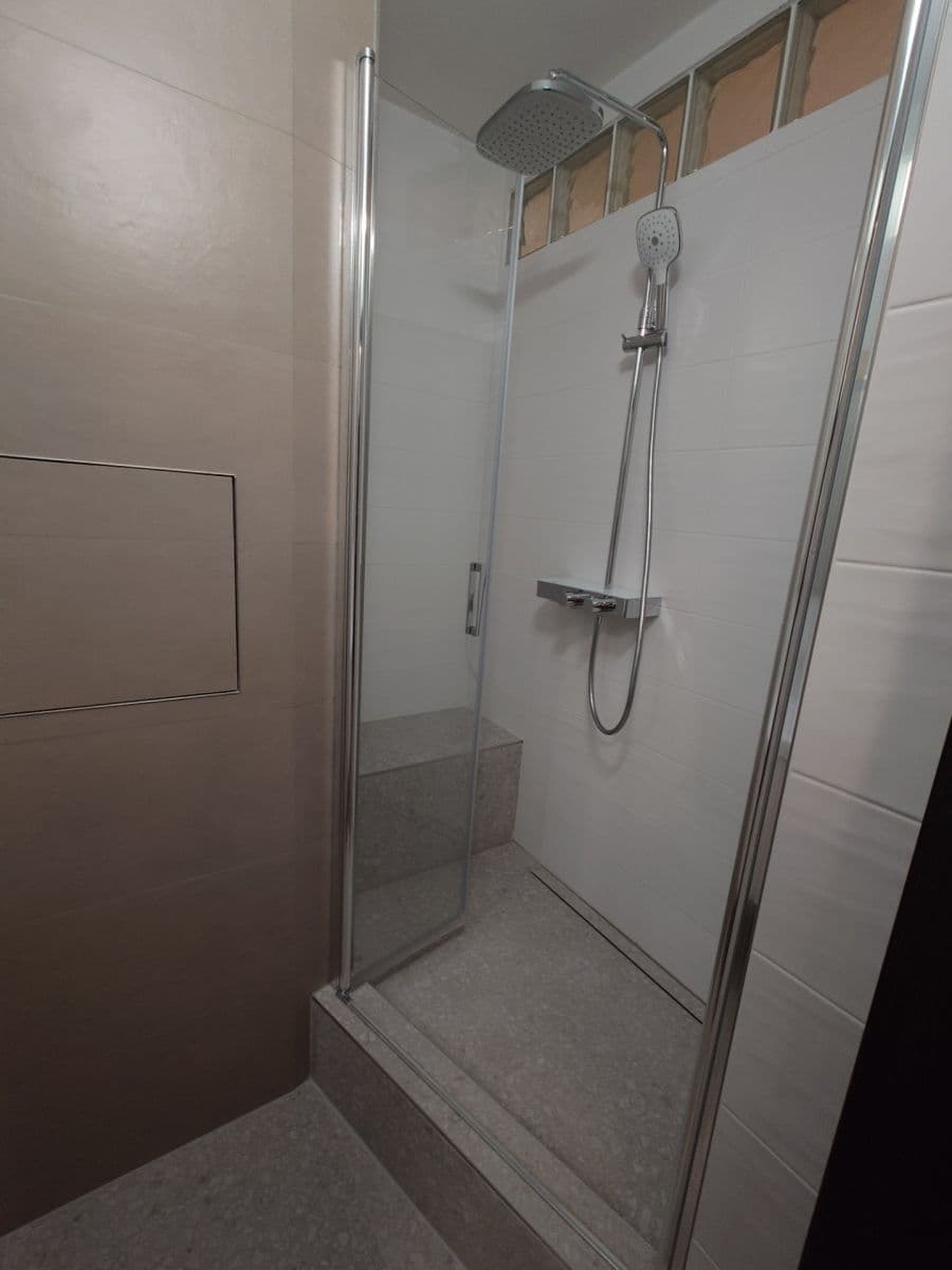 Pronájem bytu 2+kk 48 m², Jordana Jovkova, Praha, Praha Pronájem bytu 2+kk 48 m², Jordana Jovkova, Praha, Praha