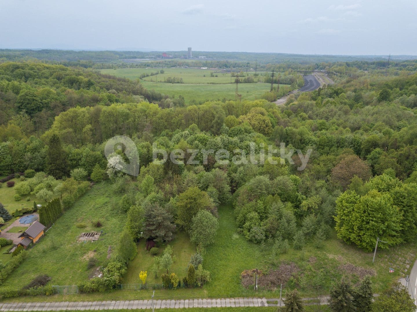 Prodej pozemku 1.671 m², Doubrava, Moravskoslezský kraj