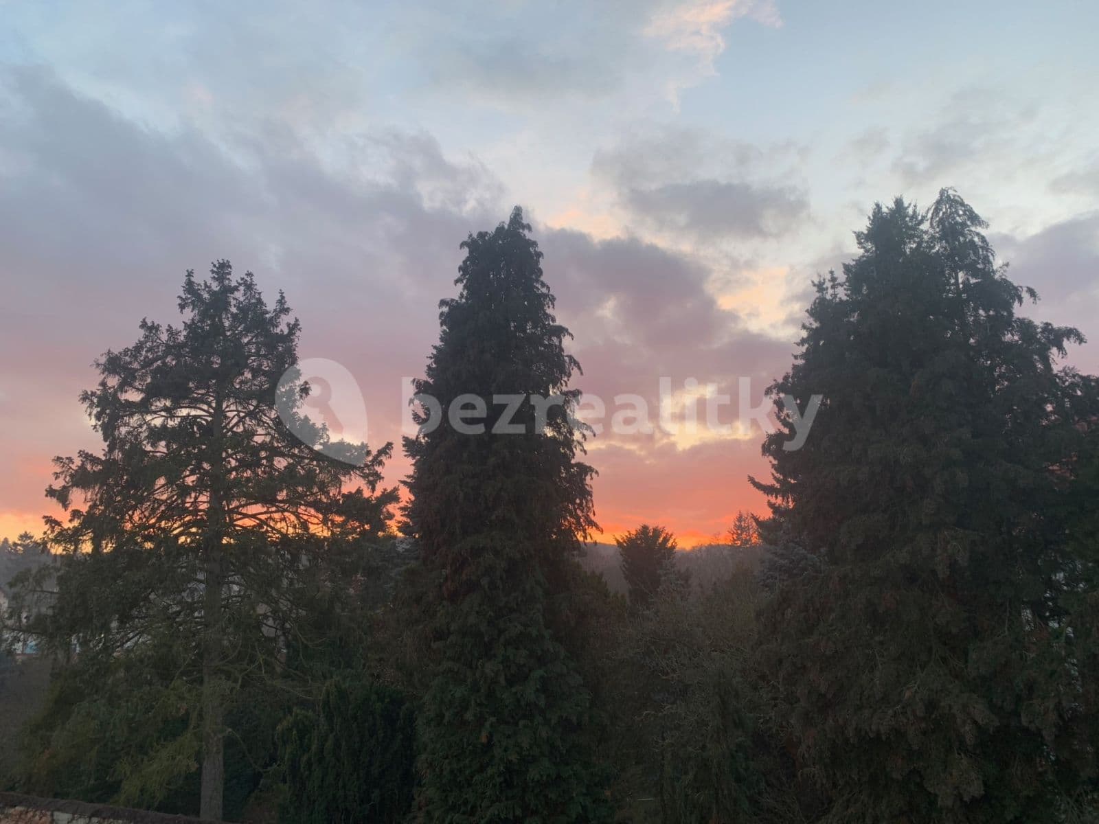 Pronájem bytu 4+kk 75 m², Poštovní, Černošice, Středočeský kraj Pronájem bytu 4+kk 75 m², Poštovní, Černošice, Středočeský kraj