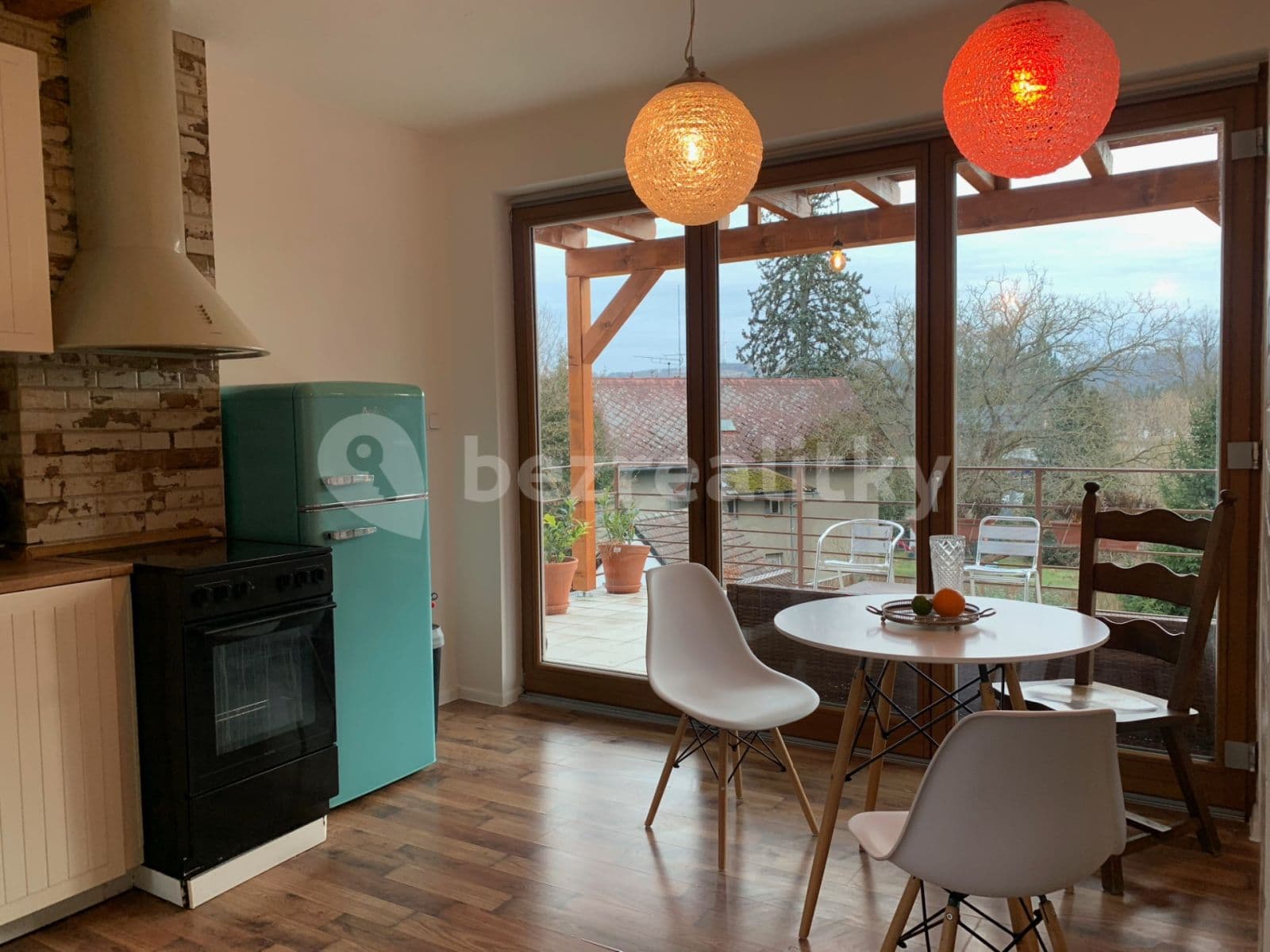 Pronájem bytu 4+kk 75 m², Poštovní, Černošice, Středočeský kraj Pronájem bytu 4+kk 75 m², Poštovní, Černošice, Středočeský kraj