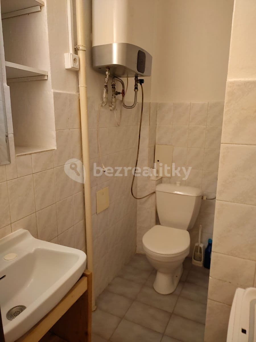 Pronájem bytu 1+kk 23 m², Orelská, Praha, Praha Pronájem bytu 1+kk 23 m², Orelská, Praha, Praha
