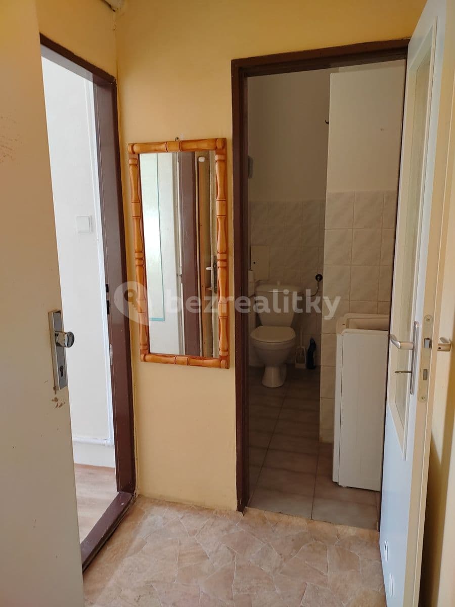 Pronájem bytu 1+kk 23 m², Orelská, Praha, Praha Pronájem bytu 1+kk 23 m², Orelská, Praha, Praha