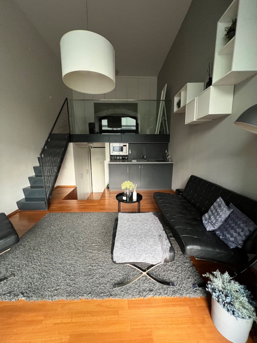 Pronájem bytu 50 m², Šaldova, Praha, Praha Pronájem bytu 50 m², Šaldova, Praha, Praha