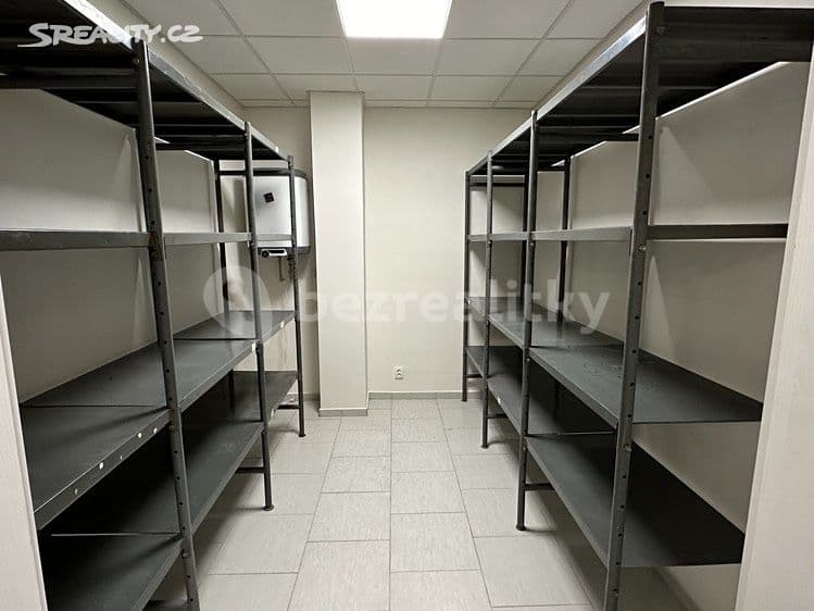 Pronájem nebytového prostoru 77 m², Horní náměstí, Divišov, Středočeský kraj Pronájem nebytového prostoru 77 m², Horní náměstí, Divišov, Středočeský kraj