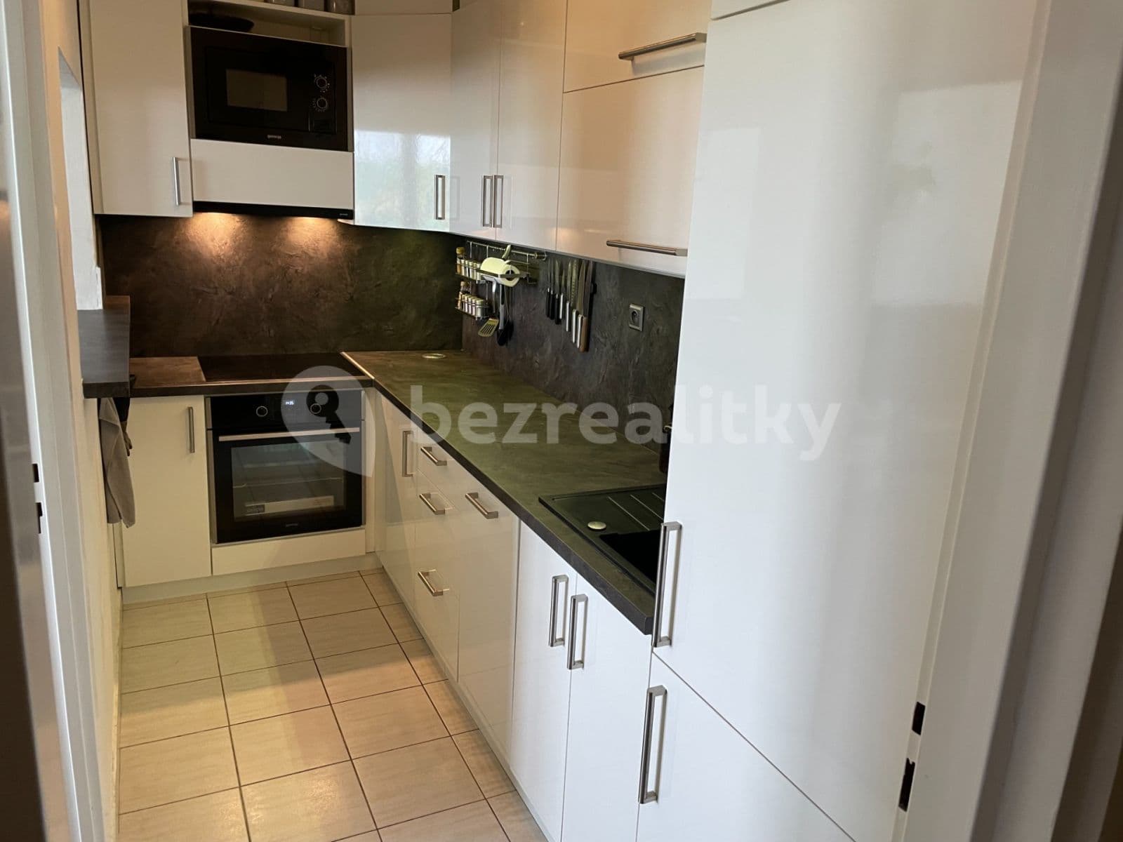 Pronájem bytu 2+kk 40 m², Štúrova, Praha, Praha Pronájem bytu 2+kk 40 m², Štúrova, Praha, Praha